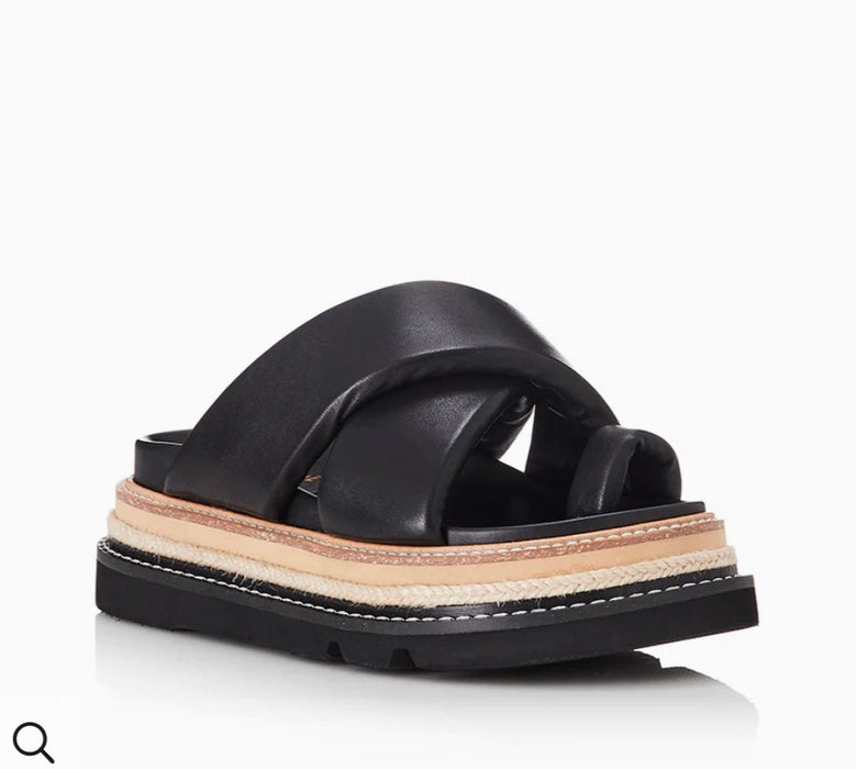 VENGA - Black leather ~ ALAIS MAE